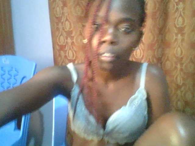 Sweet-petite's BongaCams show and profile