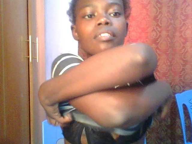 Sweet-petite – webcam model profile photo