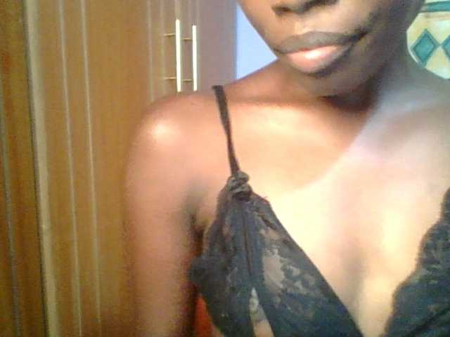 Sweet-petite's BongaCams show and profile