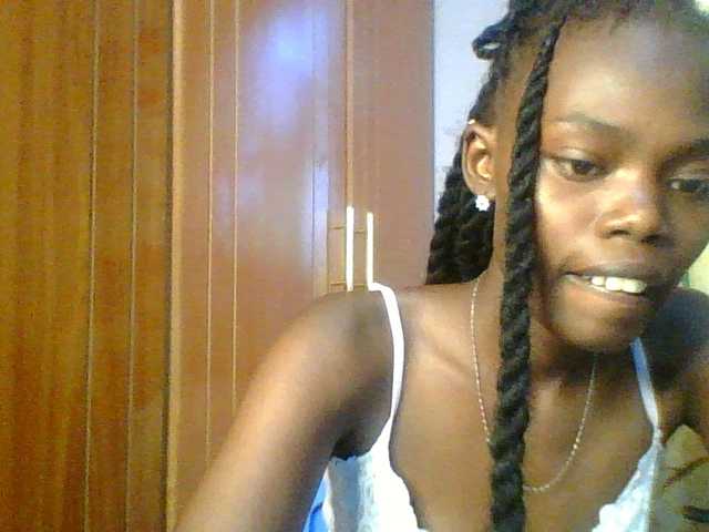 Sweet-petite's BongaCams show and profile