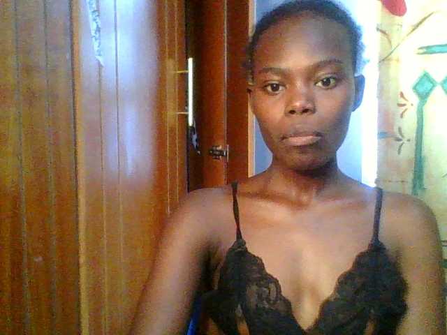 Sweet-petite's BongaCams show and profile