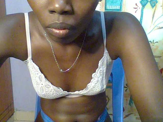 Sweet-petite's BongaCams show and profile