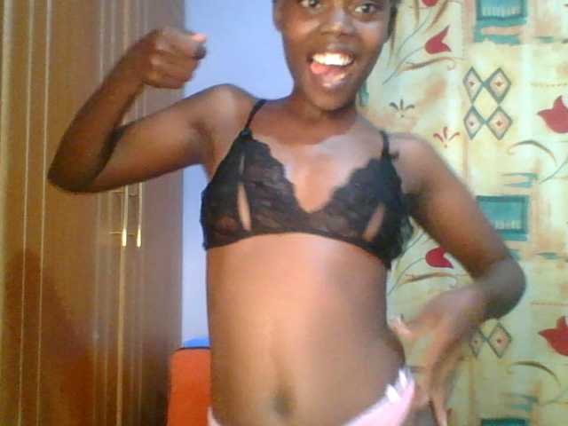 Sweet-petite's BongaCams show and profile