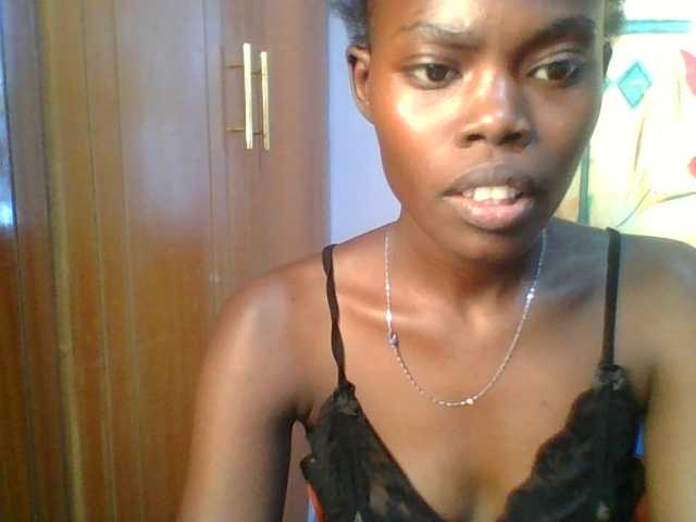 Sweet-petite's BongaCams show and profile