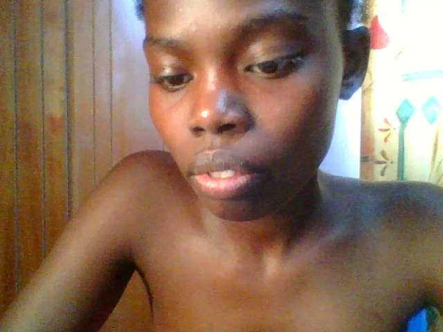 Sweet-petite's BongaCams show and profile