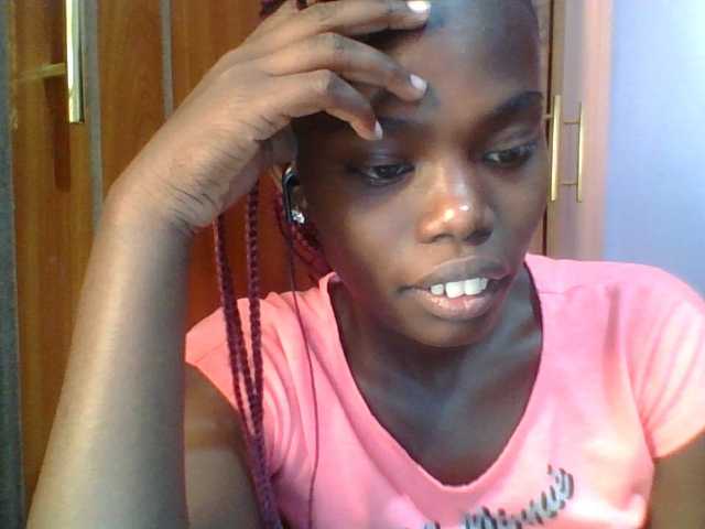 Sweet-petite – webcam model profile photo