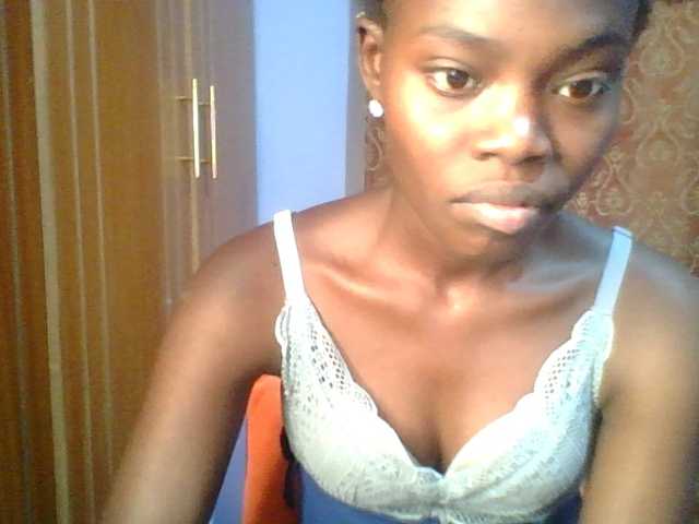 Sweet-petite's BongaCams show and profile