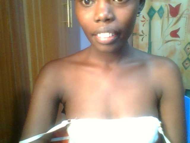 Sweet-petite's BongaCams show and profile