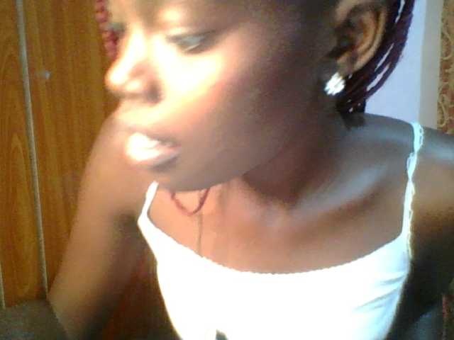 Sweet-petite – webcam model profile photo