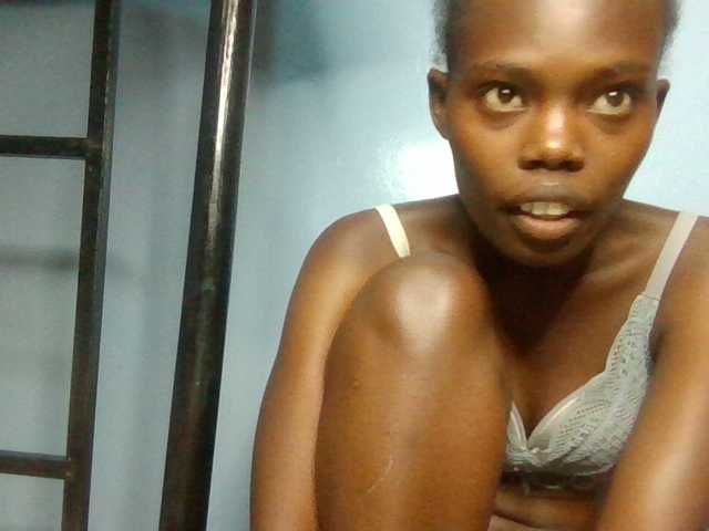 Sweet-petite's BongaCams show and profile