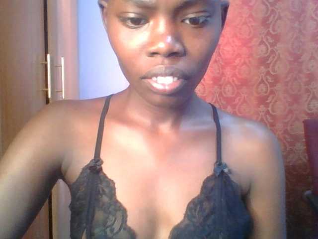 Sweet-petite – webcam model profile photo