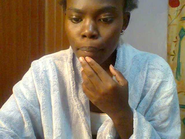 Sweet-petite's BongaCams show and profile