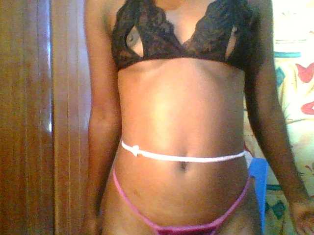 Sweet-petite's BongaCams show and profile