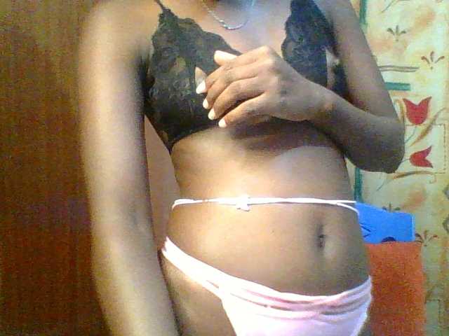 Sweet-petite live cam profile