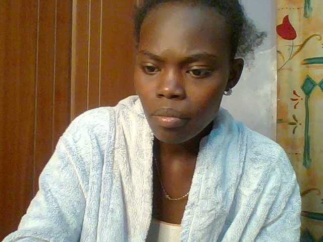 Sweet-petite live cam profile