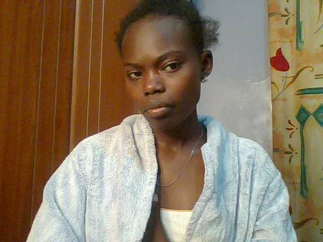 Sweet-petite live cam profile