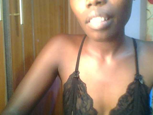 Sweet-petite free chat on liveonude