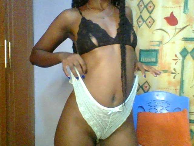 Sweet-petite's BongaCams show and profile