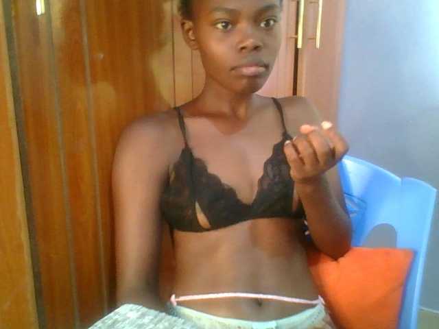 Sweet-petite's BongaCams show and profile