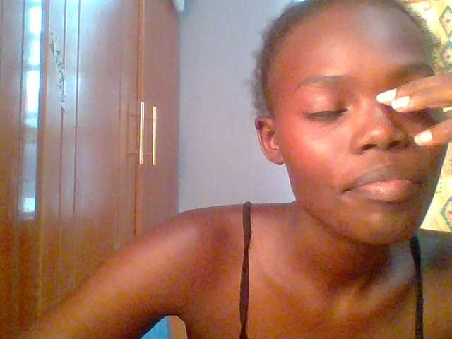 Sweet-petite's BongaCams show and profile