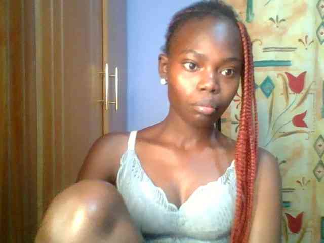 Sweet-petite Sweet-petite