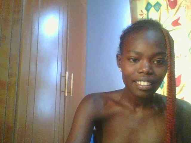 Sweet-petite Sweet-petite