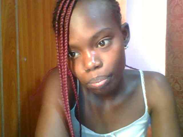 Sweet-petite Live Webcam on BongaCams