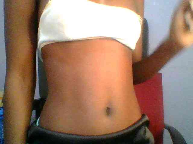 Sweet-petite Sweet-petite