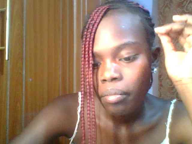 Sweet-petite Sweet-petite