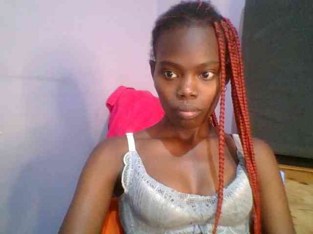 Sweet-petite Sweet-petite