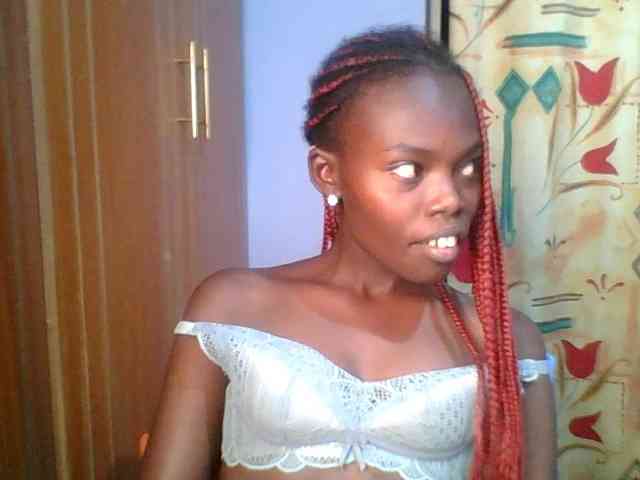 Sweet-petite Sweet-petite