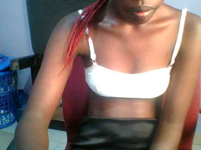 Sweet-petite Sweet-petite