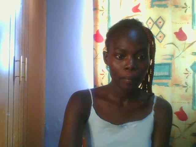 Sweet-petite Sweet-petite