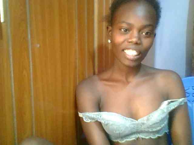 Sweet-petite Sweet-petite