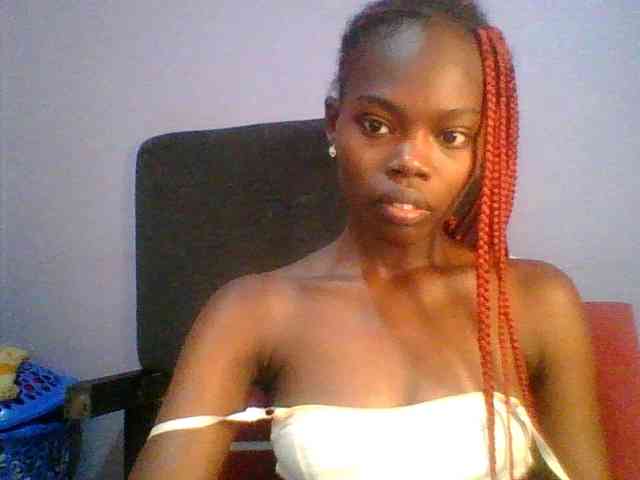 Sweet-petite Sweet-petite