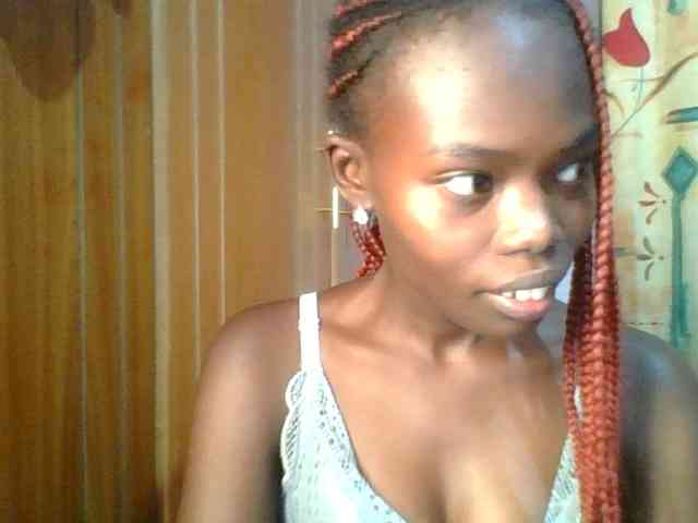 Sweet-petite Sweet-petite