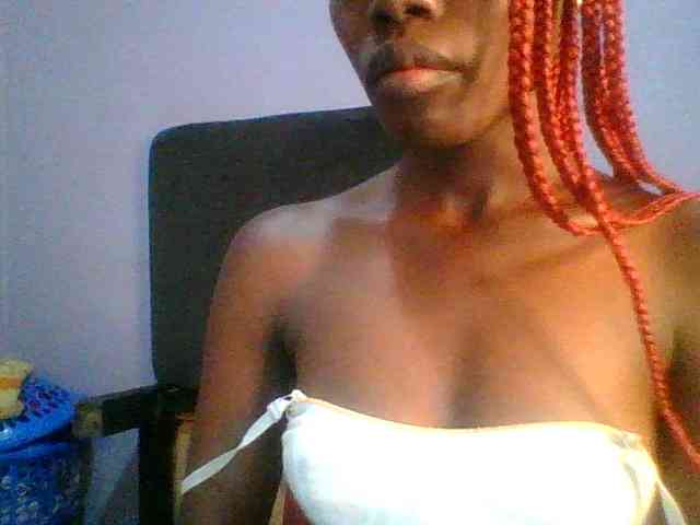 Sweet-petite Sweet-petite