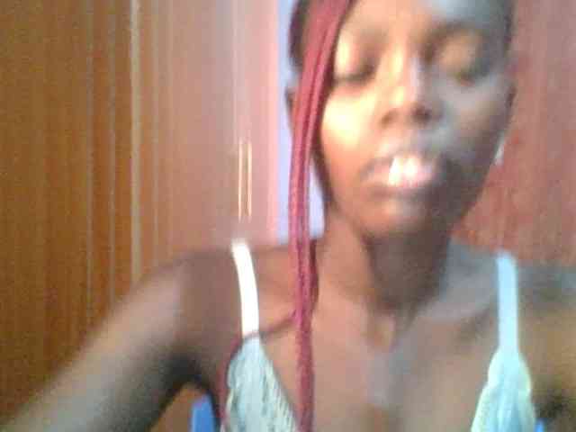 Sweet-petite Sweet-petite