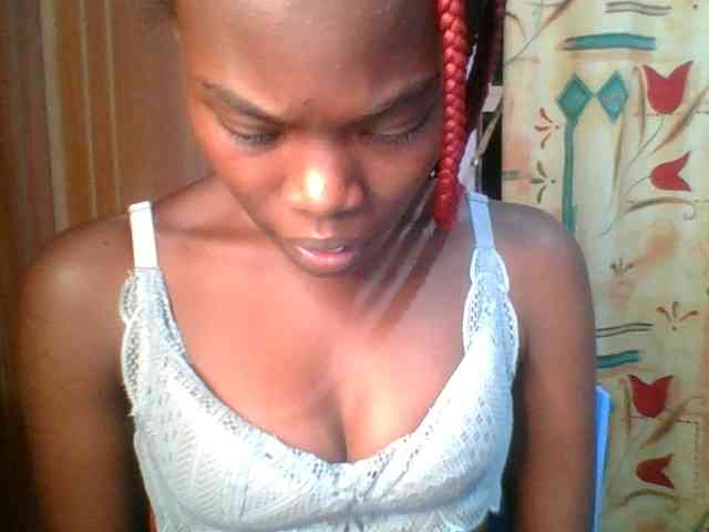 Sweet-petite Sweet-petite