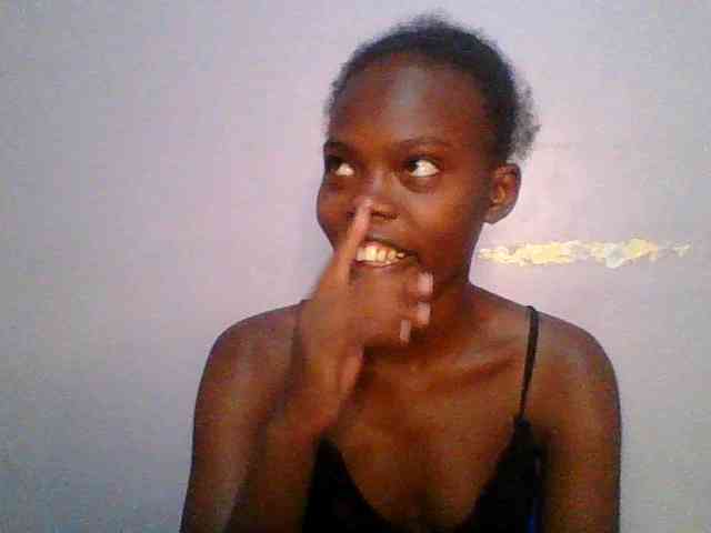 Sweet-petite Sweet-petite