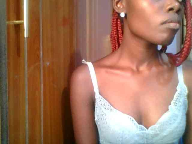 Sweet-petite Sweet-petite