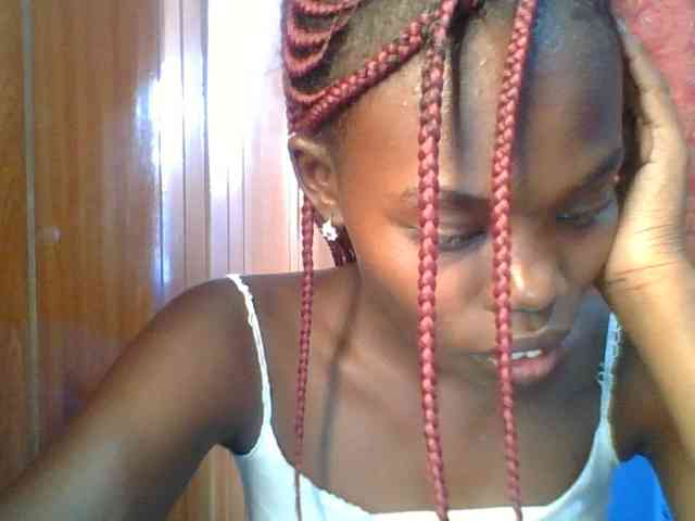 Sweet-petite Sweet-petite