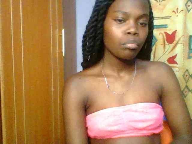 Sweet-petite Live Webcam on BongaCams