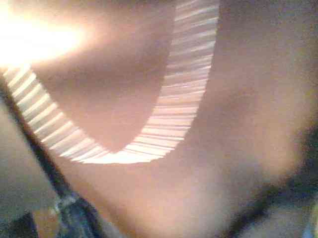 Sweet-petite Sweet-petite