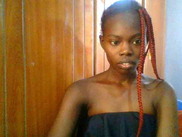 Sweet-petite Sweet-petite