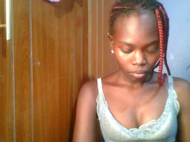 Sweet-petite Sweet-petite