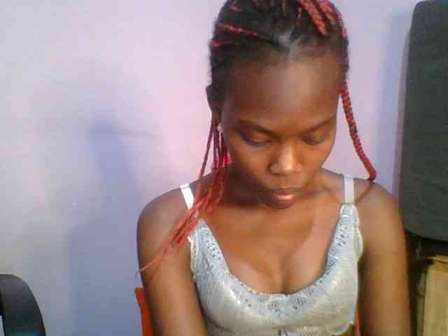 Sweet-petite Sweet-petite