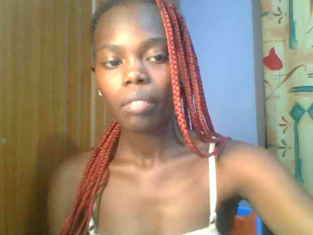 Sweet-petite Sweet-petite