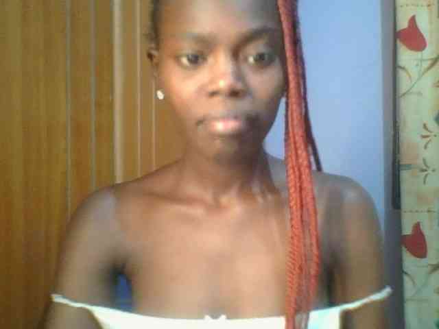 Sweet-petite Sweet-petite