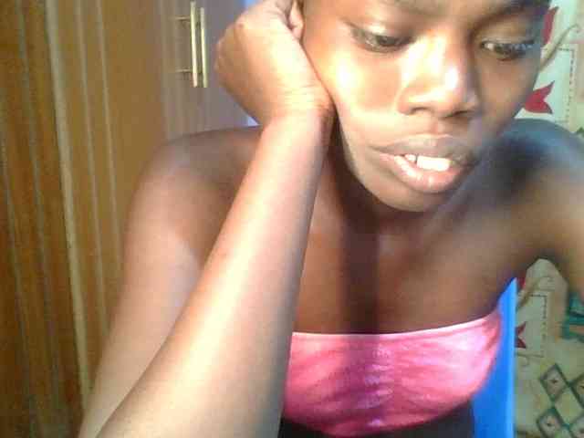 Sweet-petite Sweet-petite